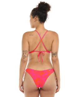 Leah Bottom - FREE SPIRIT